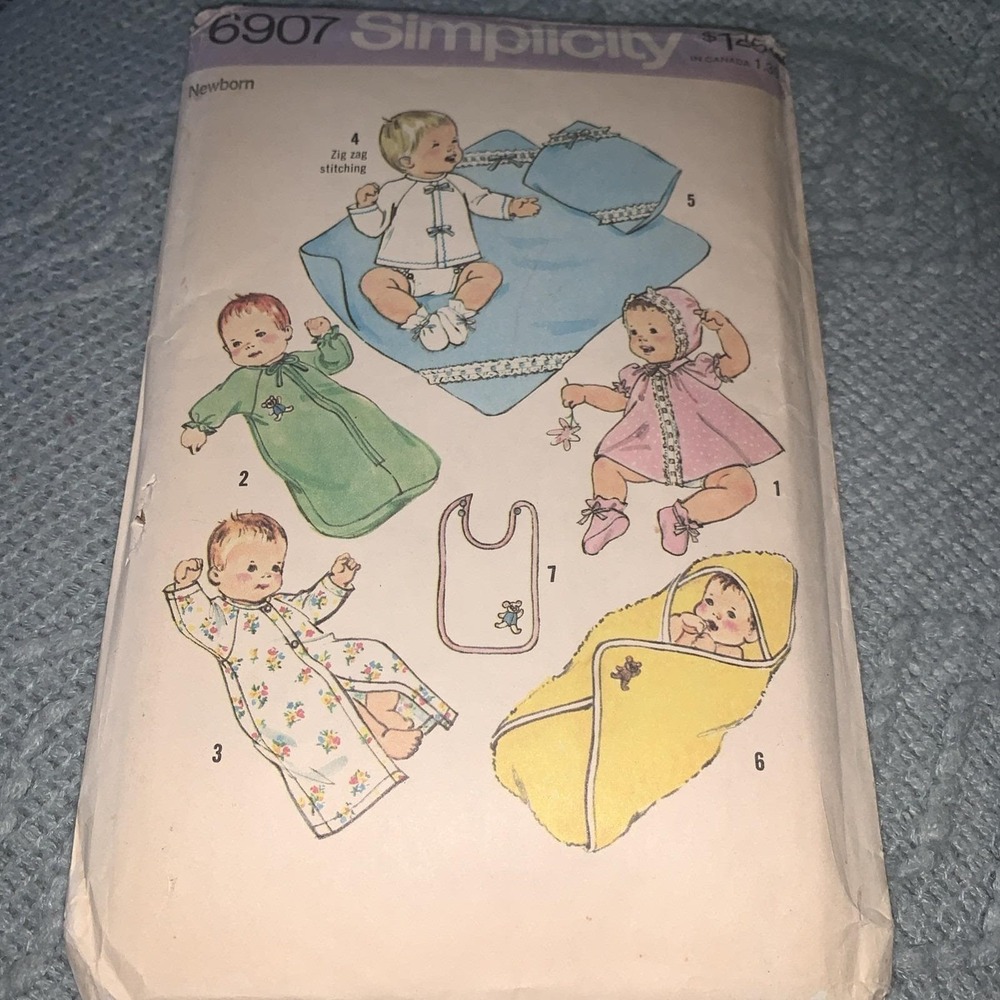 6907 Simplicity Sewing Pattern Newborn Babies Layette Vintage Uncut 1970
